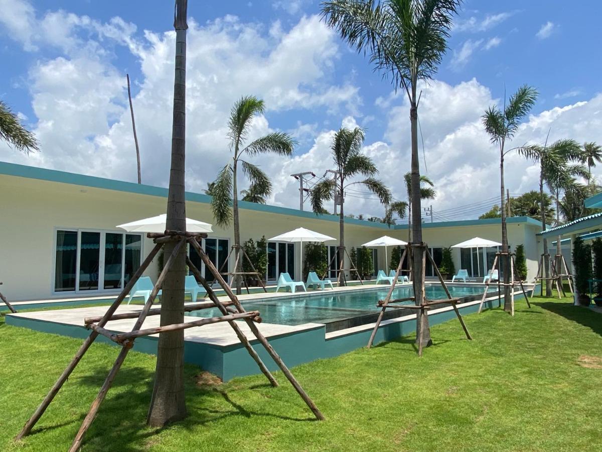 Hotel Le Petit Saint Tropez Khanom Exteriér fotografie